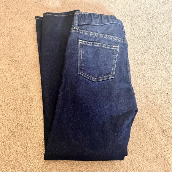 Kids jeans, size 10. Excellent condition. Brand: Old Navy. Style: skinny. - Picture 4 of 5